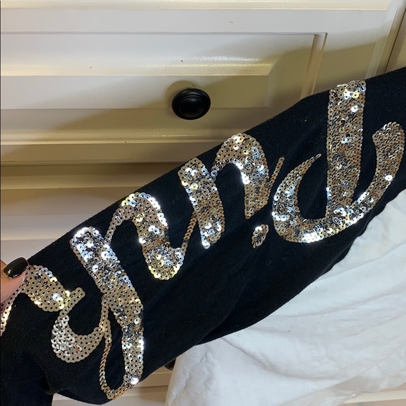 Victoria’s Secret PINK long sleeve T-shirt - Picture 3 of 4